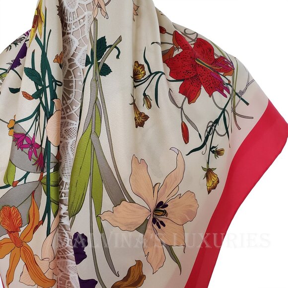 GUCCI SCARF FLORA GOTHIC PRINT IVORY SILK RASPBERRY BORDER SQUARE 35" - Picture 9 of 15